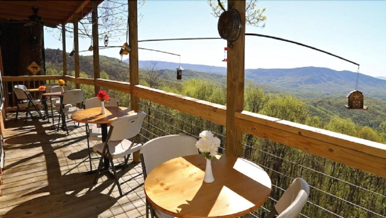 Little Switzerland Alpine Inn מראה חיצוני תמונה