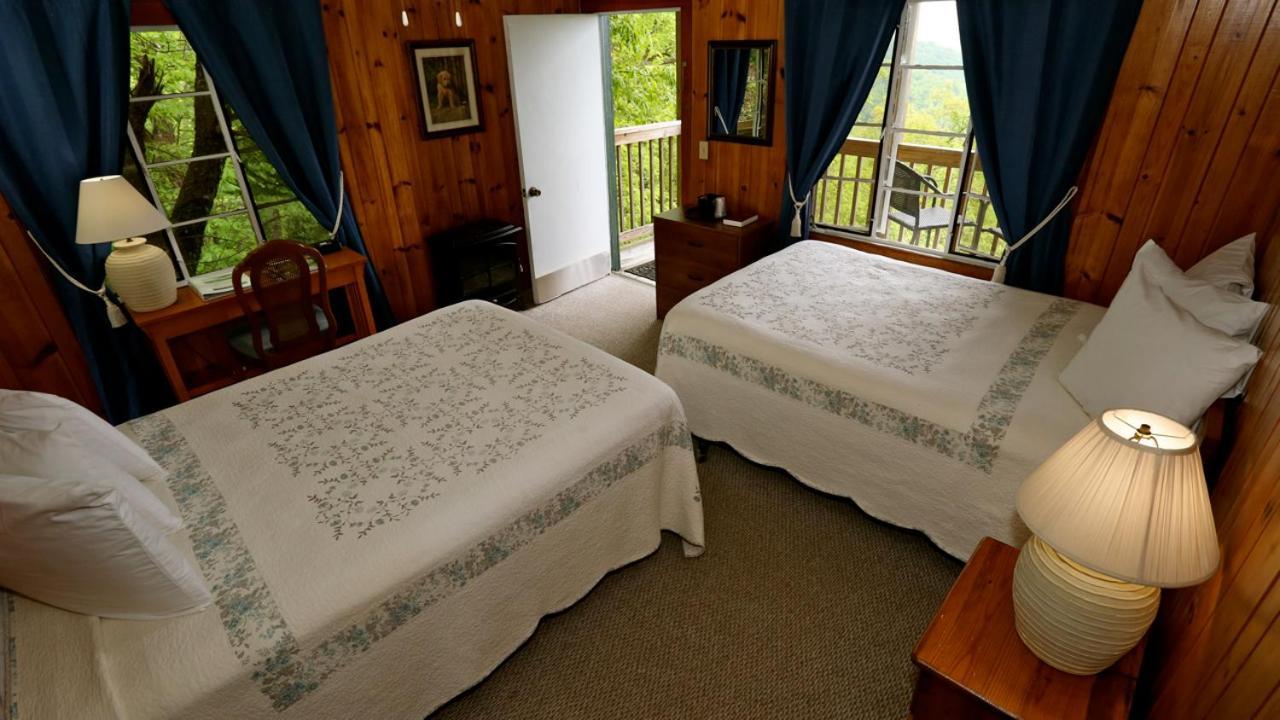 Little Switzerland Alpine Inn מראה חיצוני תמונה