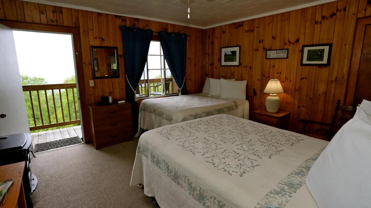 Little Switzerland Alpine Inn מראה חיצוני תמונה