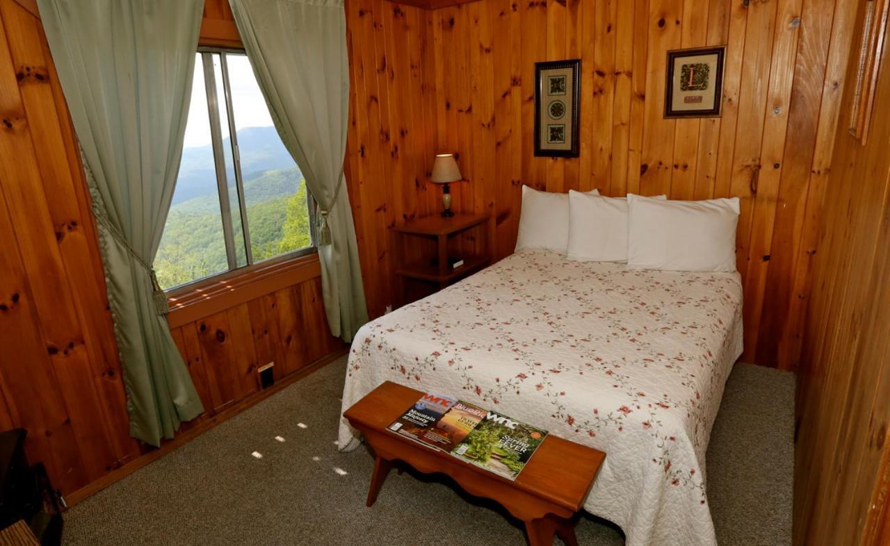 Little Switzerland Alpine Inn מראה חיצוני תמונה