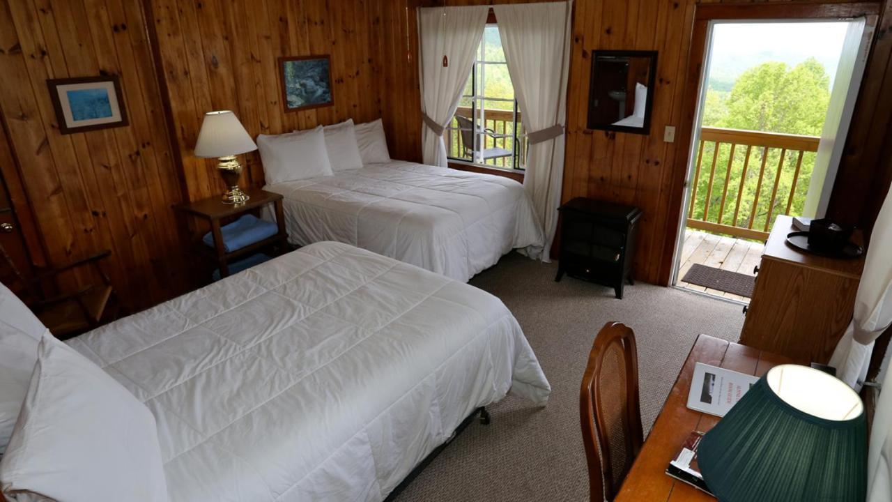 Little Switzerland Alpine Inn מראה חיצוני תמונה